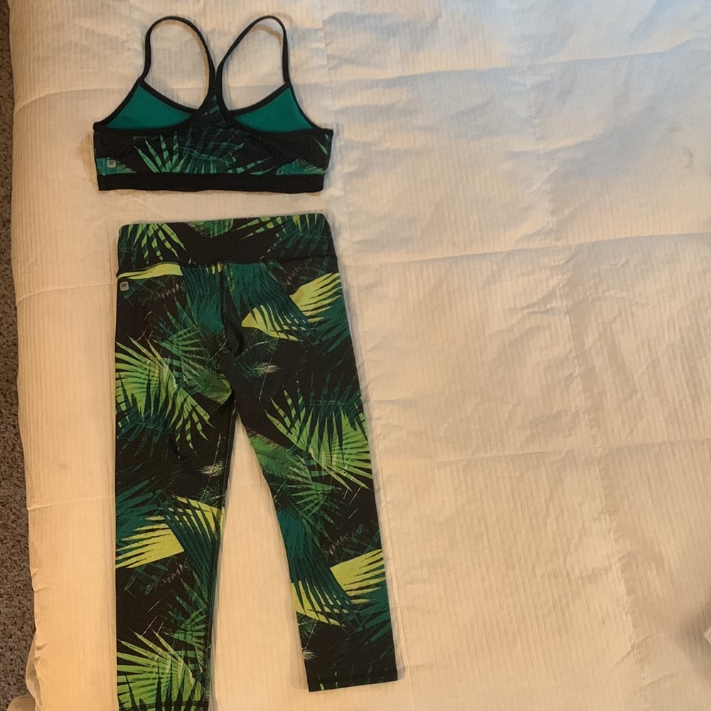Fabletics 3pc Kate Hudson Covershoot Jungle Theme… - image 8